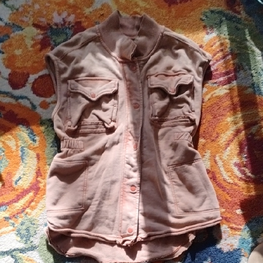 We The Free  Vest in Light Brown, Small